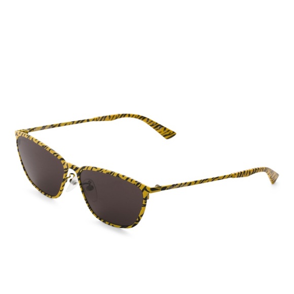 BALENCIAGA Sunglasses brand new womens cheetah main image 4